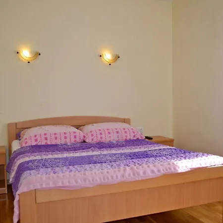 House Mary Semesterbostad