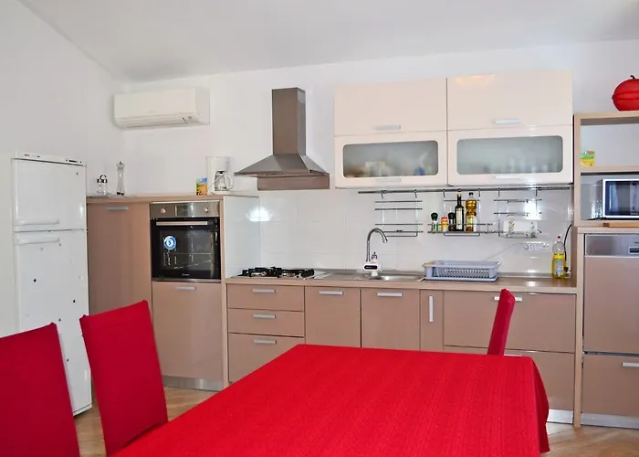 House Mary Semesterbostad Medulin